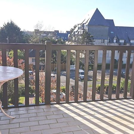 Cabourg Cosy, Appartement Refait A Neuf, 5 Min A Pied De La Mer Exterior foto